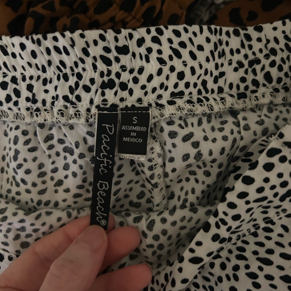 High Waist Women's Shorts - Black and White